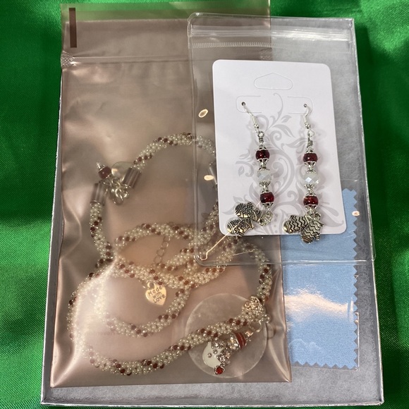 NEW!!!  SNOWMAN DESIGN SET BY JEWELRY FROM THE HEART!! - Picture 8 of 8